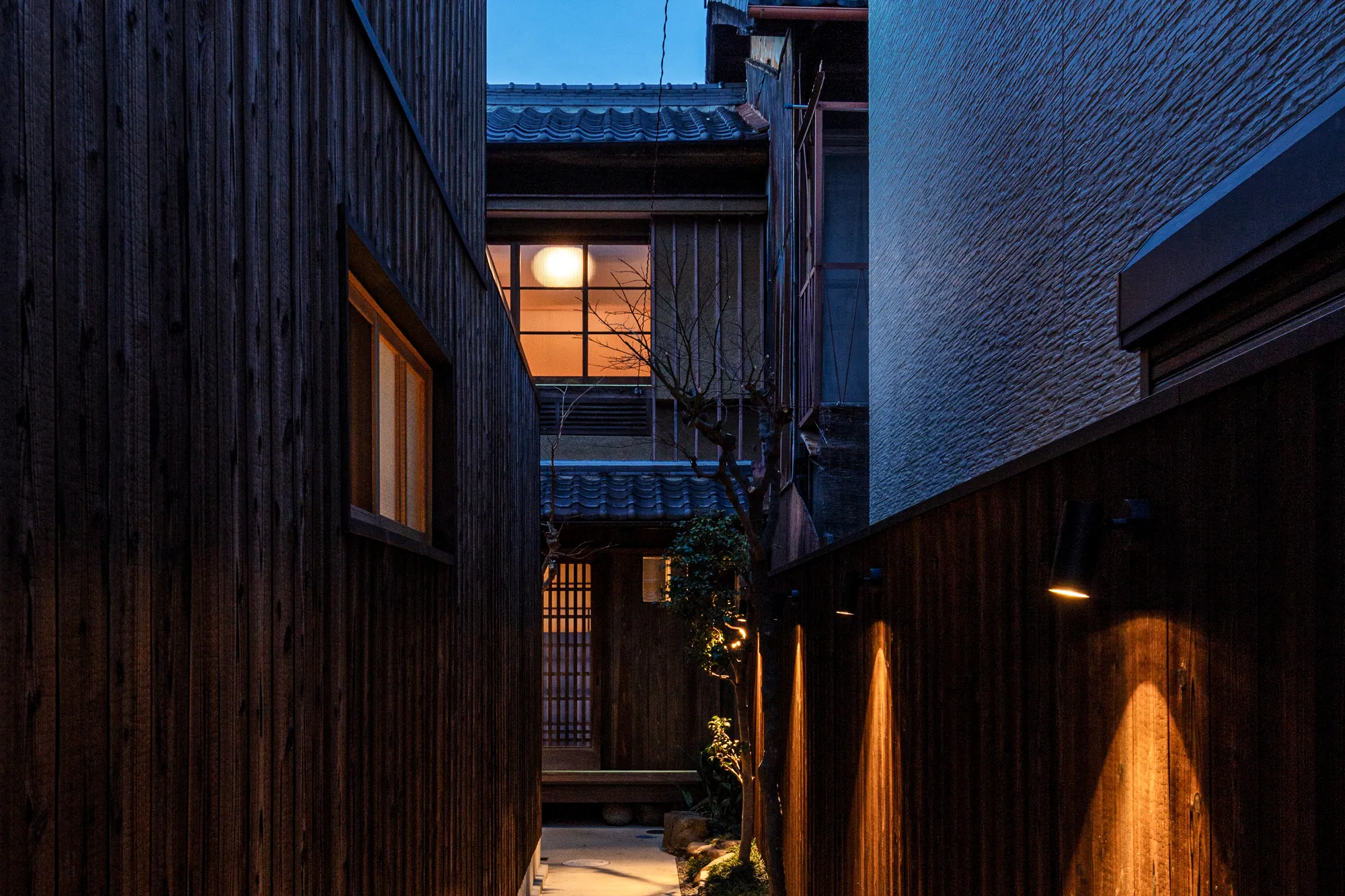 HAUS IN KOYAMANISHIMOTOMACHI